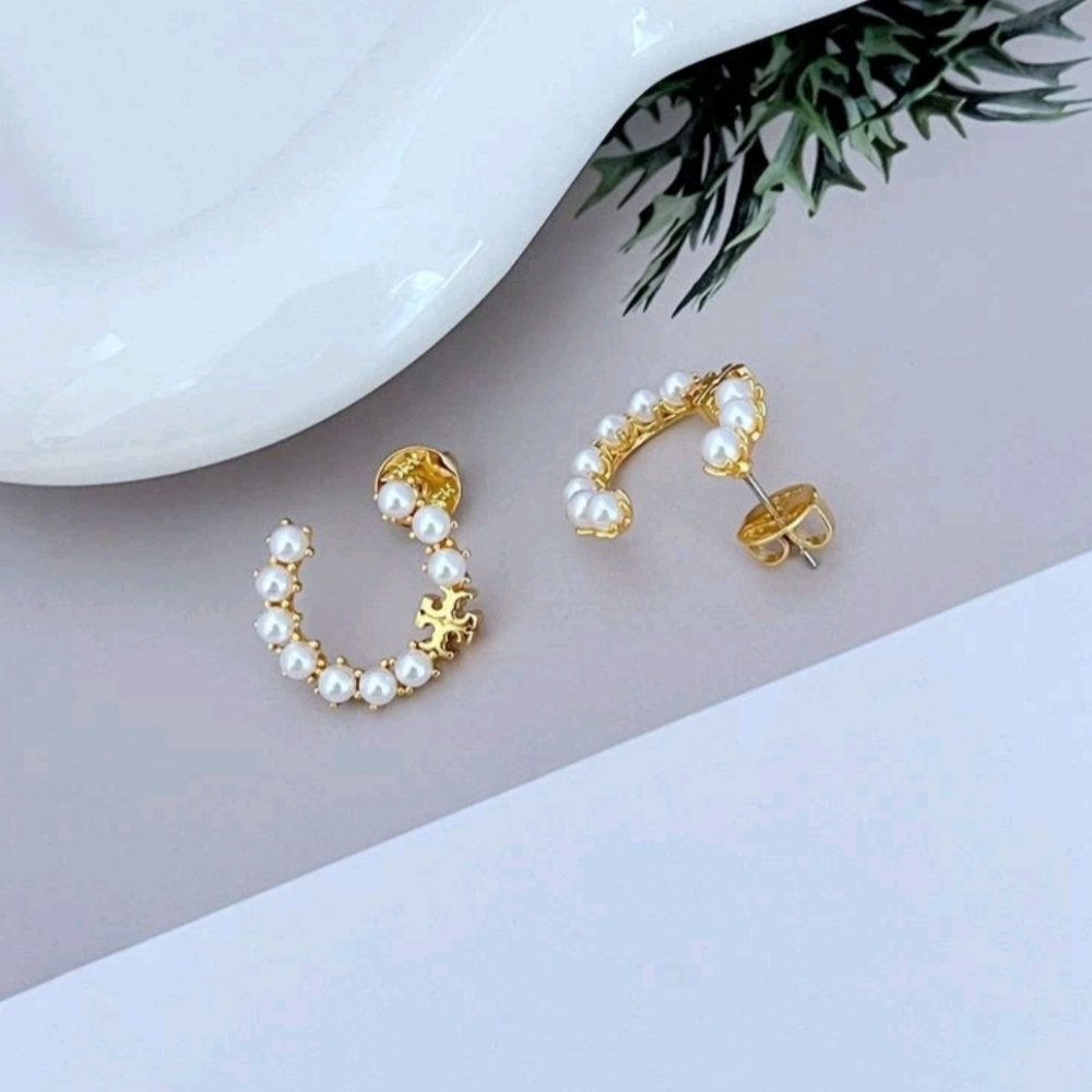 Tory Burch Gold and White Pearl Earrings - Picture 2 of 3